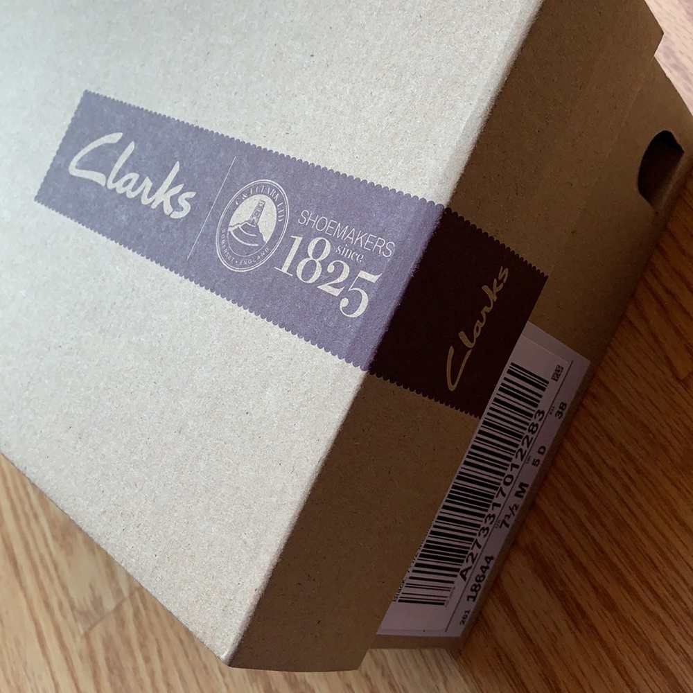 Clarks Suede Slip-ons - Picture 10 of 10